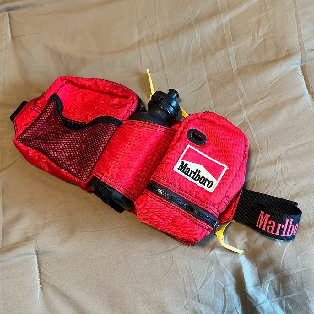 Vintage Marlboro Fanny pack